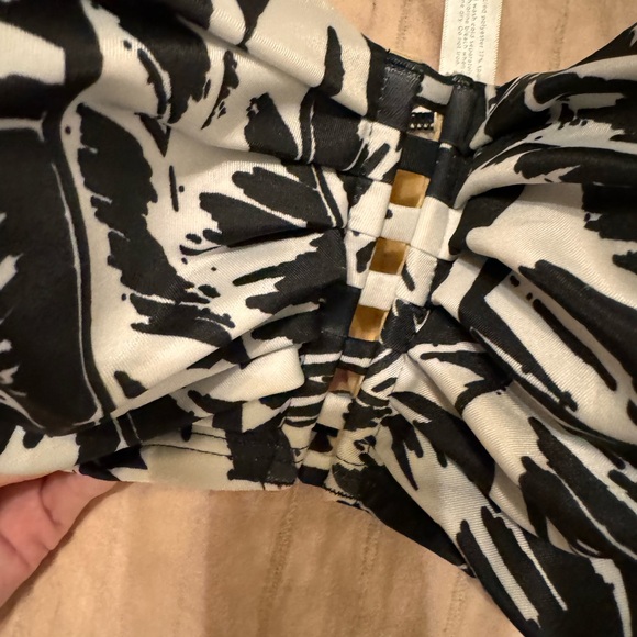 Cacique Black and White Tropical Leaf Bikini Top - Picture 4 of 5